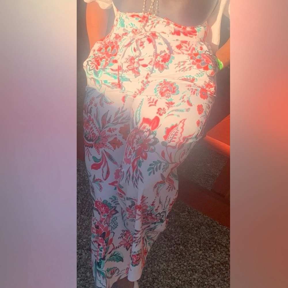 Mid rise floral wide leg crop pants